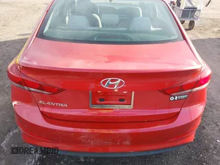 2018 Hyundai Elantra SEL z VIN 5NPD84LF1JH256573, wystawiony jako IAAI lot #41637578 z przebiegiem 95 863 mil mil oraz . Historia ofert i sprzedaży dostępna na DreamBid. Obrazek 15.