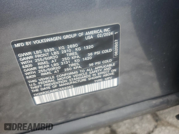 2024 Volkswagen Atlas SE with VIN 1V2KR2CA6RC559352, listed as a Copart auction lot 62817135 with 20,140 mi miles and Salvage title. Bid and sale history available at DreamBid. Image 12.