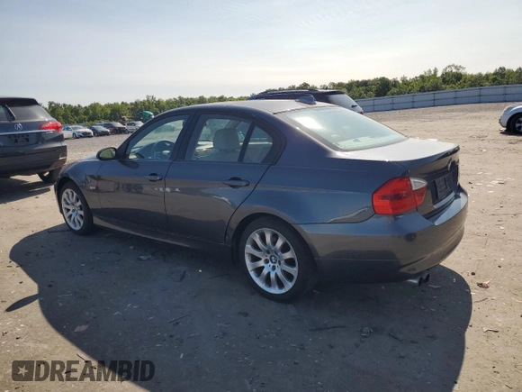 2007 BMW 3 Series 328xi z VIN WBAVC93537K030372, wystawiony jako Copart lot #59090425 z przebiegiem 191 023 mil mil oraz Czysty tytuł • Clean title. Historia ofert i sprzedaży dostępna na DreamBid. Obrazek 2.