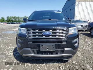 2017 Ford Explorer XLT with VIN 1FM5K8D82HGC17014, listed as a Copart auction lot 60517145 with 110,254 mi miles and Salvage title. Bid and sale history available at DreamBid. Image 5.