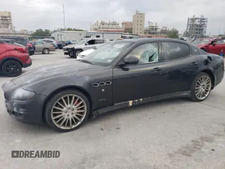 2011 Maserati Quattroporte S z VIN ZAM39JKA3B0059833, wystawiony jako Copart lot #51260385 z przebiegiem Nie podano mil oraz Szkoda całkowita • Salvage title. Historia ofert i sprzedaży dostępna na DreamBid. Obrazek 1.