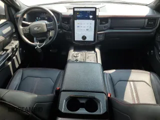 2024 Ford Expedition Max Limited с VIN 1FMJK2A8XREA02252, выставлен на аукционе Copart как лот 59008775 с пробегом 39 343 миль миль и Списание • Salvage title. История ставок и продаж доступна на DreamBid. Изображение 8.