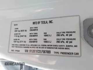2020 Tesla Model 3 Performance z VIN 5YJ3E1EC2LF587069, wystawiony jako IAAI lot #42063691 z przebiegiem Nie podano mil oraz . Historia ofert i sprzedaży dostępna na DreamBid. Obrazek 9.