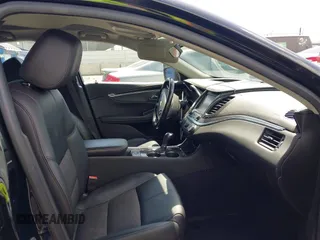 2018 Chevrolet Impala LT z VIN 2G1105S30J9170545, wystawiony jako IAAI lot #41901062 z przebiegiem 103 415 mil mil oraz . Historia ofert i sprzedaży dostępna na DreamBid. Obrazek 5.