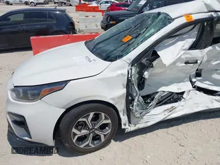 2019 Kia Forte LXS with VIN 3KPF24AD0KE128679, listed as a IAAI auction lot 39235456 with 1 mi miles. Bid and sale history available at carsss.com. Image 19.