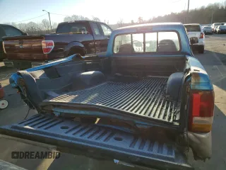 1993 Ford Ranger Splash with VIN 1FTCR10U8PPB08220, listed as a Copart auction lot 83529164 with 284,189 mi miles and Salvage title. Bid and sale history available at DreamBid. Image 6.