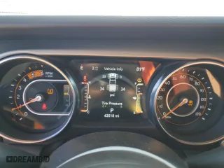 2021 Jeep Gladiator Texas Trail with VIN 1C6JJTAM5ML546356, listed as a Copart auction lot 68625434 with 43,518 mi miles and Salvage Title. Bid and sale history available at carsss.com. Image 9.