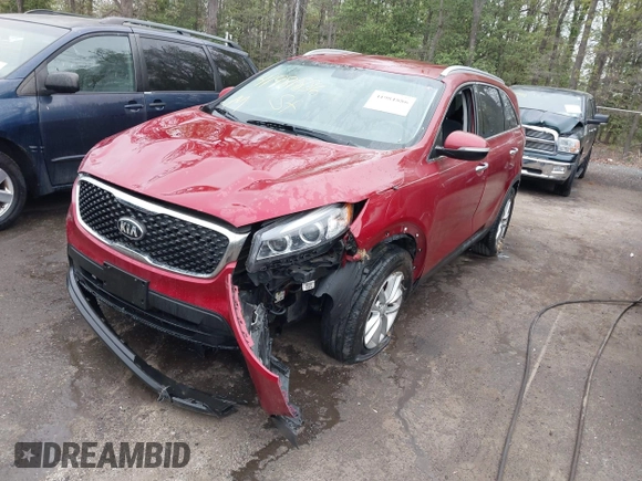 2016 Kia Sorento LX with VIN 5XYPG4A54GG085344, listed as a IAAI auction lot 41981886 with 143,686 mi miles. Bid and sale history available at carsss.com. Image 2.