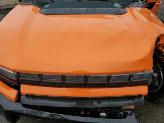 2024 GMC Hummer EV 3X z VIN 1GKB0RDCXRU113305, wystawiony jako Copart lot #52011735 z przebiegiem 5 142 mil mil oraz Szkoda całkowita • Salvage title. Historia ofert i sprzedaży dostępna na DreamBid. Obrazek 12.