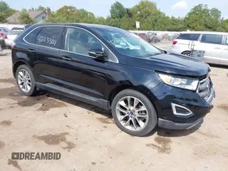 2017 Ford Edge Titanium z VIN 2FMPK4K84HBB81533, wystawiony jako IAAI lot #42233121 z przebiegiem 62 635 mil mil oraz . Historia ofert i sprzedaży dostępna na DreamBid. Obrazek 1.