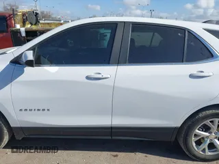 2021 Chevrolet Equinox LT with VIN 3GNAXKEV1ML351581, listed as a IAAI auction lot 41764202 with 71,547 mi miles and . Bid and sale history available at DreamBid. Image 14.
