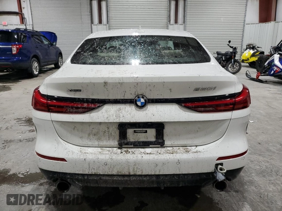 2021 BMW 2 Series 228i xDrive with VIN WBA73AK01M7H65644, listed as a Copart auction lot 47182605 with 60,793 mi miles and Salvage Title. Bid and sale history available at DreamBid. Image 6.