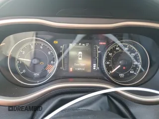 2014 Jeep Cherokee Latitude z VIN 1C4PJMCB5EW147743, wystawiony jako Copart lot #75710774 z przebiegiem 113 870 mil mil oraz Nie do naprawy • Non repairable. Historia ofert i sprzedaży dostępna na DreamBid. Obrazek 9.