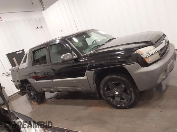 2002 Chevrolet Avalanche with VIN 3GNEC13TX2G139969, listed as a IAAI auction lot 41864534 with 187,150 mi miles and . Bid and sale history available at DreamBid. Image 14.