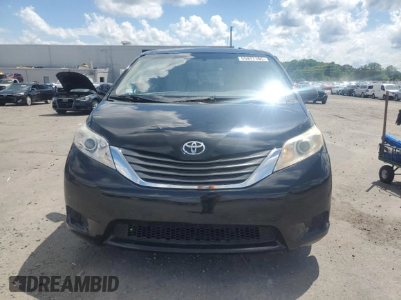 2011 Toyota Sienna XLE AAS with VIN 5TDYK3DC3BS106218, listed as a Copart auction lot 55977105 with 279,622 mi miles and Clean Title. Bid and sale history available at DreamBid. Image 5.