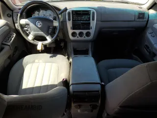 2002 Mercury Mountaineer Convenience z VIN 4M2ZU86W02ZJ29211, wystawiony jako Copart lot #50200055 z przebiegiem 205 167 mil mil oraz Szkody całkowita. Historia ofert i sprzedaży dostępna na DreamBid. Obrazek 8.
