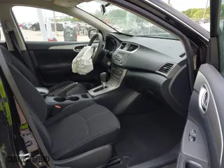 2014 Nissan Sentra S with VIN 3N1AB7AP5EY241815, listed as a IAAI auction lot 41915687 with 89,382 mi miles. Bid and sale history available at carsss.com. Image 5.