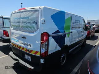 2019 Ford Transit z VIN 1FTYE1YM8KKB40189, wystawiony jako IAAI lot #42763040 z przebiegiem 193 036 mil mil oraz . Historia ofert i sprzedaży dostępna na DreamBid. Obrazek 23.