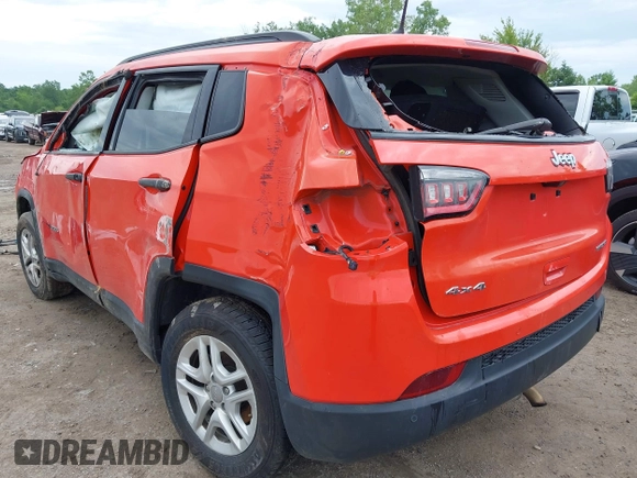 2017 Jeep Compass Sport z VIN 3C4NJDABXHT624087, wystawiony jako IAAI lot #42592951 z przebiegiem Nie podano mil oraz . Historia ofert i sprzedaży dostępna na DreamBid. Obrazek 3.