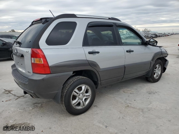 2006 Kia Sportage LX with VIN KNDJF723267292723, listed as a Copart auction lot 89000745 with 107,164 mi miles and Salvage Title. Bid and sale history available at carsss.com. Image 3.
