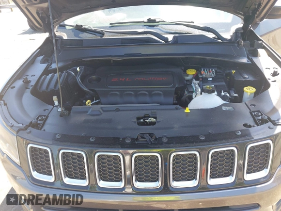 2018 Jeep Compass Altitude with VIN 3C4NJCBB1JT461649, listed as a IAAI auction lot 42206406 with 75,464 mi miles and . Bid and sale history available at DreamBid. Image 10.