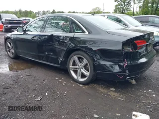 2018 Audi A8 с VIN WAU44AFD1JN000676, выставлен на аукционе IAAI как лот 42387636 с пробегом 76 293 миль миль и . История ставок и продаж доступна на DreamBid. Изображение 6.