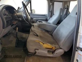 1997 Ford F-250 с VIN 1FTHX26F8VEA18584, выставлен на аукционе Copart как лот 58829945 с пробегом 337 016 миль миль и Списание • Salvage title. История ставок и продаж доступна на DreamBid. Изображение 7.