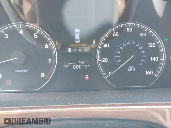 2013 Hyundai Equus Signature with VIN KMHGH4JH2DU059788, listed as a IAAI auction lot 42136278 with 68,672 mi miles and . Bid and sale history available at DreamBid. Image 7.