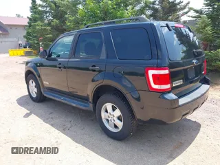 2008 Ford Escape XLT с VIN 1FMCU93198KA29776, выставлен на аукционе IAAI как лот 42385565 с пробегом 250 329 миль миль и . История ставок и продаж доступна на DreamBid. Изображение 3.