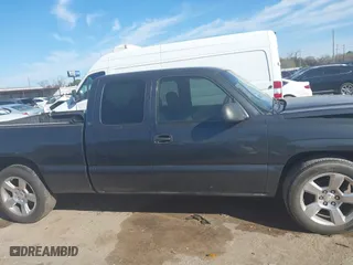 2003 Chevrolet Silverado 1500 LS with VIN 2GCEC19X431138524, listed as a IAAI auction lot 41729057 with 295,394 mi miles. Bid and sale history available at carsss.com. Image 13.