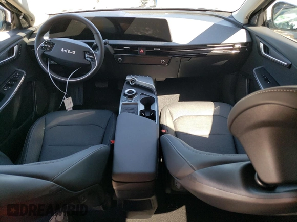 2024 Kia EV6 Light Long Range with VIN KNDC3DLC9R5188440, listed as a Copart auction lot 54380994 with 2,078 mi miles and Clean Title. Bid and sale history available at carsss.com. Image 8.