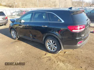2016 Kia Sorento LX with VIN 5XYPG4A32GG031328, listed as a IAAI auction lot 41890459 with 158,475 mi miles. Bid and sale history available at carsss.com. Image 3.