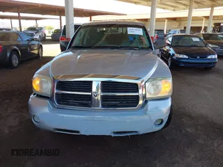 2007 Dodge Dakota SLT with VIN 1D7HE48N57S171908, listed as a IAAI auction lot 41875045 with 245,148 mi miles and . Bid and sale history available at carsss.com. Image 6.