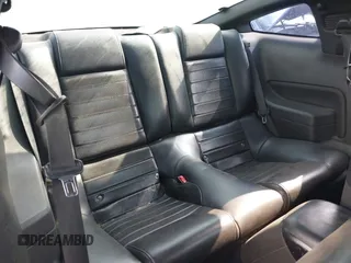 2008 Ford Mustang GT Deluxe z VIN 1ZVHT82H585183161, wystawiony jako IAAI lot #42421278 z przebiegiem 211 972 mil mil oraz . Historia ofert i sprzedaży dostępna na DreamBid. Obrazek 8.