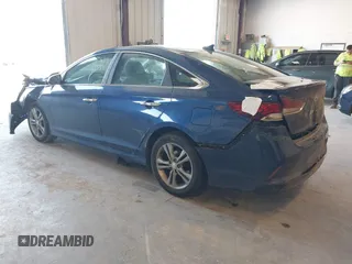 2019 Hyundai Sonata SEL z VIN 5NPE34AF7KH772590, wystawiony jako IAAI lot #42119756 z przebiegiem 85 703 mil mil oraz . Historia ofert i sprzedaży dostępna na DreamBid. Obrazek 3.