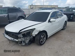 2012 Honda Accord LX Premium z VIN 1HGCP2F41CA105810, wystawiony jako IAAI lot #42218612 z przebiegiem 176 689 mil mil oraz . Historia ofert i sprzedaży dostępna na DreamBid. Obrazek 17.