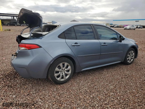 2022 Toyota Corolla LE with VIN 5YFEPMAE8NP301745, listed as a Copart auction lot 48482805 with 125,385 mi miles and Salvage Title. Bid and sale history available at carsss.com. Image 3.