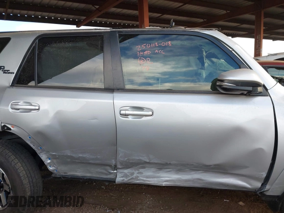 2022 Toyota 4Runner TRD Off Road Premium with VIN JTERU5JR4N6071868, listed as a IAAI auction lot 41500381 with 79,302 mi miles and . Bid and sale history available at DreamBid. Image 12.
