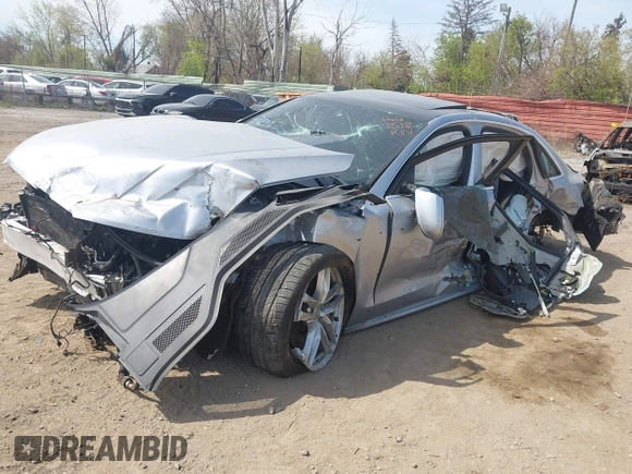 2016 Audi A8 Sport z VIN WAU43AFD0GN011518, wystawiony jako IAAI lot #42096343 z przebiegiem Nie podano mil oraz . Historia ofert i sprzedaży dostępna na DreamBid. Obrazek 17.