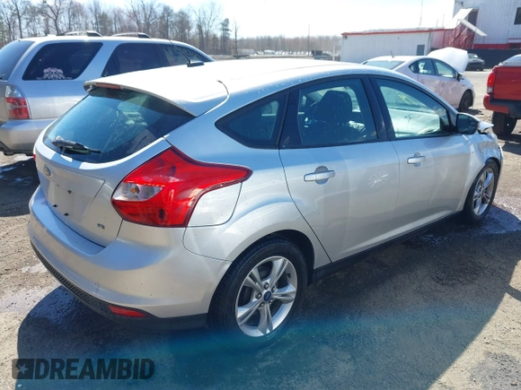 2013 Ford Focus SE with VIN 1FADP3K29DL162071, listed as a IAAI auction lot 41883318 with 170,911 mi miles. Bid and sale history available at carsss.com. Image 4.