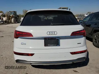 2024 Audi Q5 Premium Plus with VIN WA1BBAFY3R2040820, listed as a Copart auction lot 77135564 with 12,716 mi miles and Salvage title. Bid and sale history available at DreamBid. Image 6.