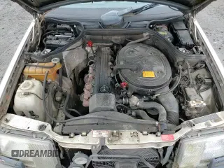 1987 Mercedes-Benz 300 E z VIN WDBEA30D0HA528424, wystawiony jako Copart lot #84249444 z przebiegiem 132 054 mil mil oraz Czysty tytuł • Clean title. Historia ofert i sprzedaży dostępna na DreamBid. Obrazek 13.