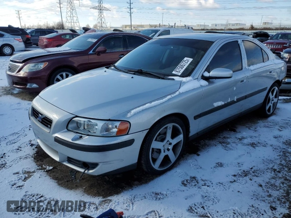 2004 Volvo S60 R with VIN YV1RH52Y342387597, listed as a Copart auction lot 87506725 with 123,733 mi miles and Salvage Title. Bid and sale history available at carsss.com. Image 1.