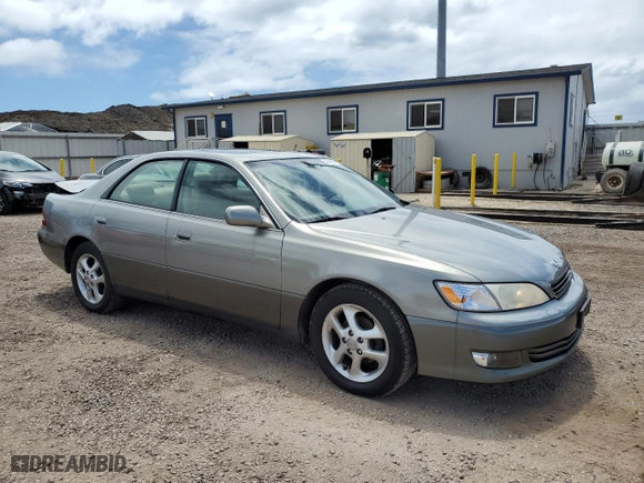 2001 Lexus ES 300 with VIN JT8BF28GX10315702, listed as a Copart auction lot 48943214 with NaN miles and Salvage Title. Bid and sale history available at carsss.com. Image 4.