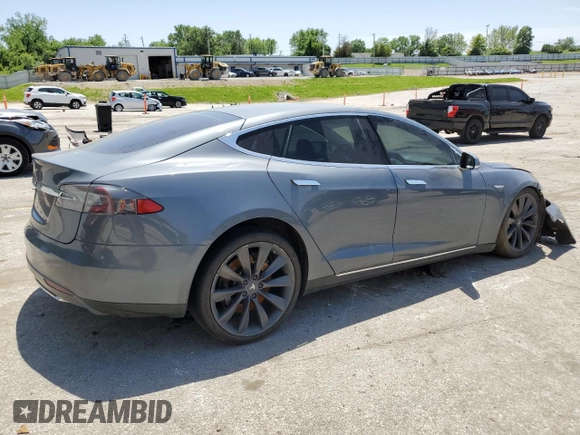 2014 Tesla Model S 60 z VIN 5YJSA1H13EFP36058, wystawiony jako Copart lot #57041725 z przebiegiem Nie podano mil oraz Szkoda całkowita • Salvage title. Historia ofert i sprzedaży dostępna na DreamBid. Obrazek 3.