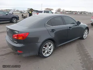 2006 Lexus IS 350 Auto with VIN JTHBE262765010064, listed as a IAAI auction lot 41431359 with 185,216 mi miles. Bid and sale history available at carsss.com. Image 4.