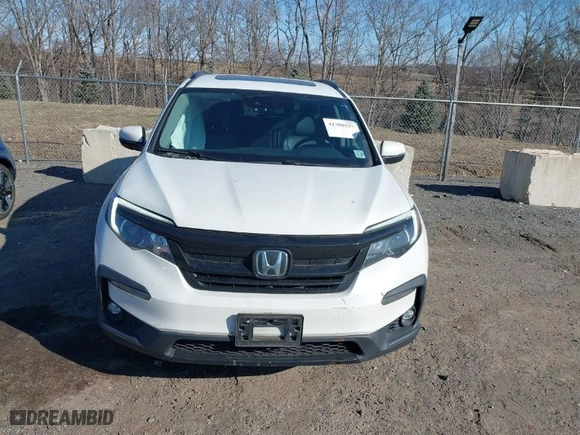 2021 Honda Pilot Special Edition with VIN 5FNYF6H26MB073990, listed as a IAAI auction lot 41308577 with 45,145 mi miles. Bid and sale history available at carsss.com. Image 12.