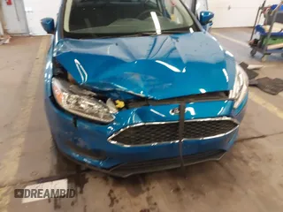 2015 Ford Focus SE with VIN 1FADP3F25FL342077, listed as a IAAI auction lot 41917089 with 20,321 mi miles. Bid and sale history available at carsss.com. Image 6.