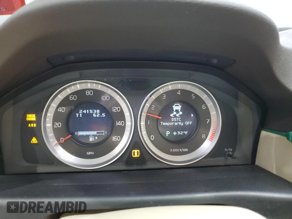2012 Volvo XC70 T6 with VIN YV4902BZ8C1141876, listed as a Copart auction lot 82761064 with 241,538 mi miles and Clean Title. Bid and sale history available at DreamBid. Image 9.