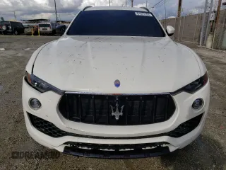 2017 Maserati Levante with VIN ZN661XUS2HX224996, listed as a Copart auction lot 81621103 with 75,779 mi miles. Bid and sale history available at carsss.com. Image 5.